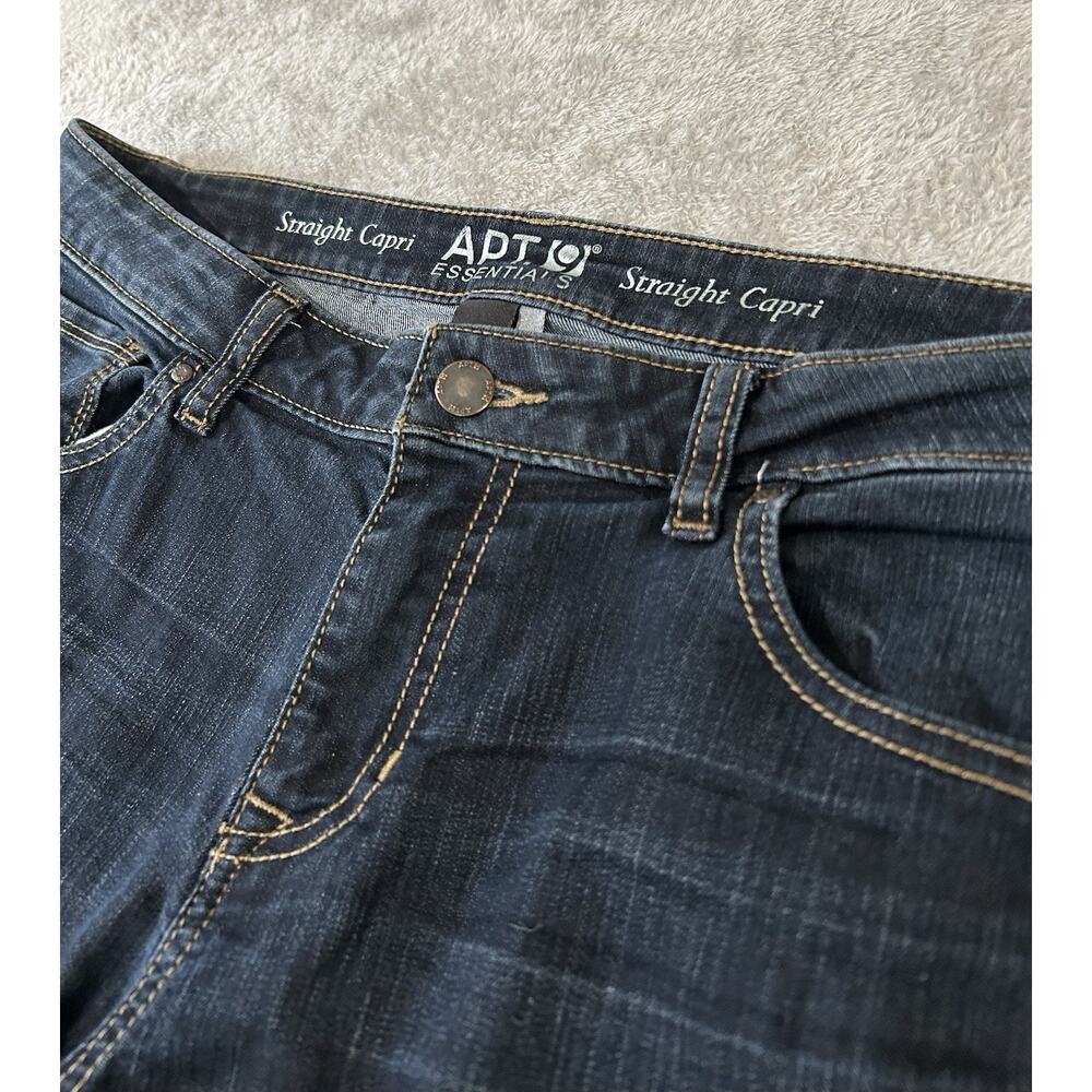 Apt. 9 Jeans Straight Capri Mid Rise Blue Denim Dark Wash Womens sz 10 - Picture 2 of 6